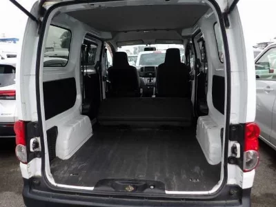 Nissan NV200 VANETTE VAN