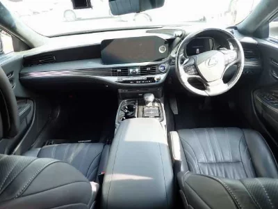 LEXUS LS