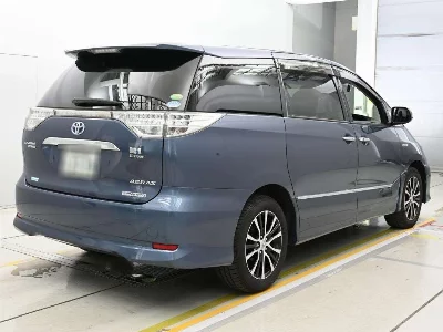Toyota Estima Hybrid