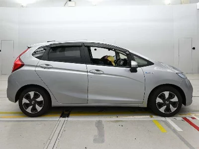 Honda FIT HYBRID
