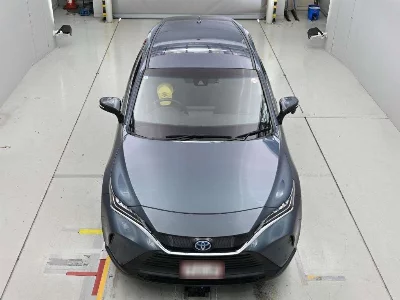 Toyota HARRIER HYBRID