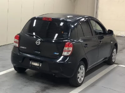 Nissan March