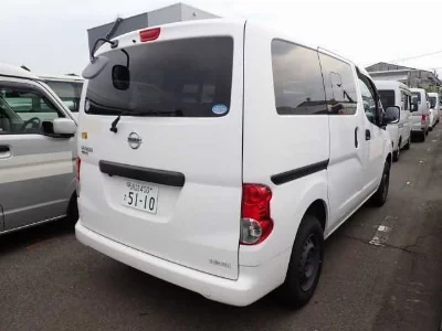 Nissan NV200 VANETTE VAN