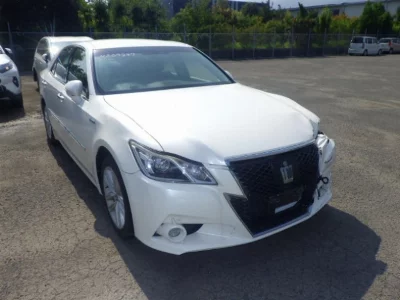Toyota CROWN HYBRID