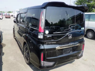 Honda STEPWGN SPADA