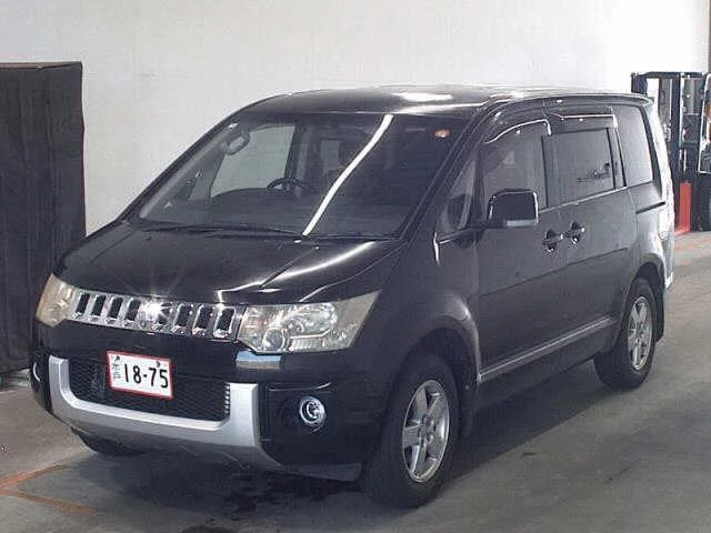 Mitsubishi Delica D:5  с аукциона в Японии