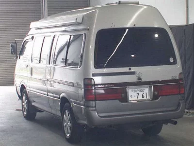 Toyota HiAce Van