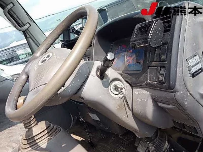 Mazda Titan