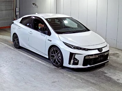 Toyota Prius PHV