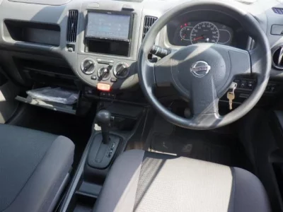 Nissan AD