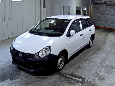 Nissan AD