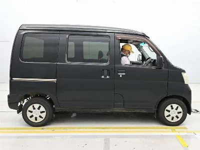 Toyota Pixis Van