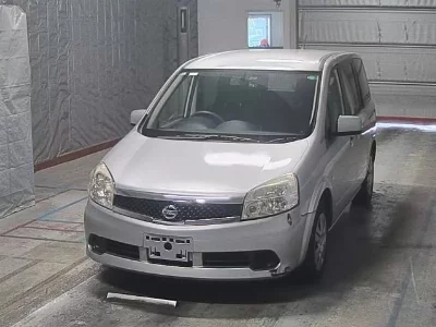 Nissan LAFESTA
