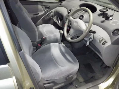 Toyota Platz