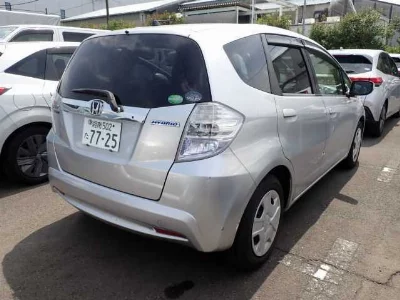 Honda FIT HYBRID