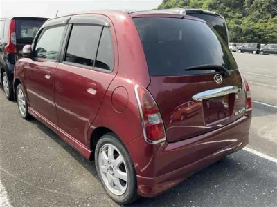 Daihatsu Mira Gino