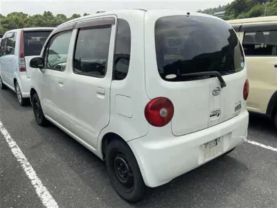 Daihatsu Move Latte