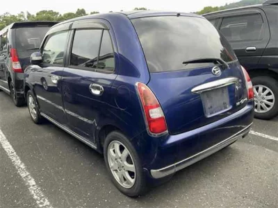 Daihatsu Mira Gino