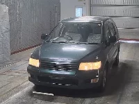Mitsubishi Chariot Grandis