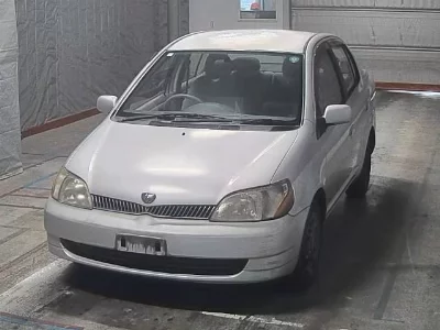 Toyota Platz