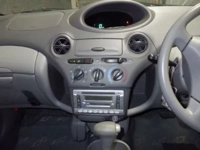 Toyota Platz