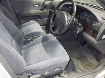 Nissan BLUEBIRD