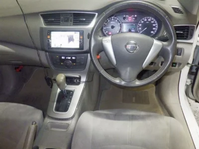 Nissan BLUEBIRD SYLPHY