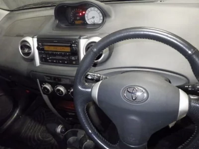 Toyota Ist