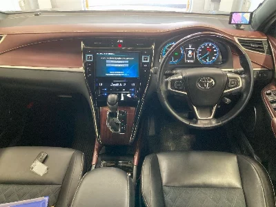 Toyota HARRIER HYBRID