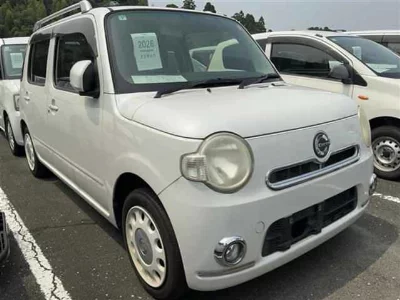 Daihatsu Mira Cocoa