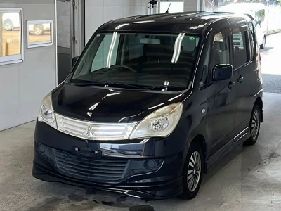 Mitsubishi Delica D:2