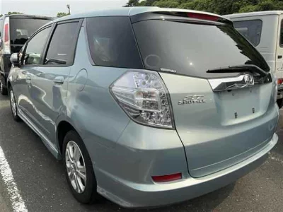 Honda FIT SHUTTLE HYBRID