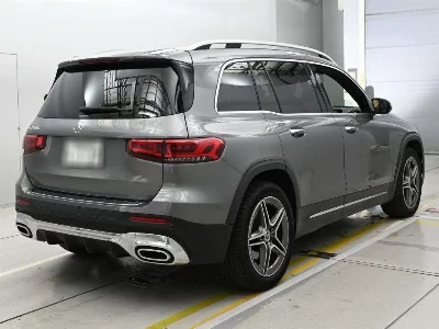 MERCEDES BENZ GLB