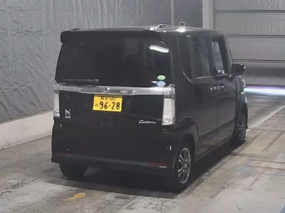 Honda N BOX CUSTOM