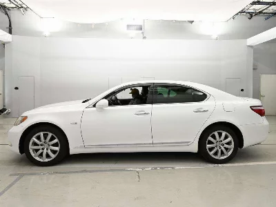 Lexus LS460L