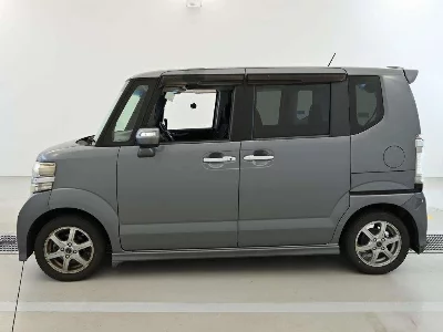Honda N BOX+CUSTOM