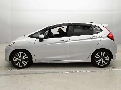 Honda FIT HYBRID
