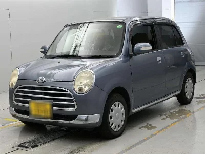 Daihatsu Mira Gino
