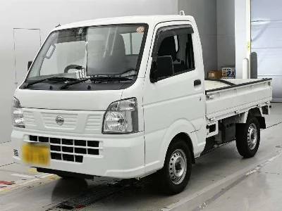 Nissan NT100 Clipper