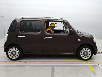 Daihatsu Mira Cocoa