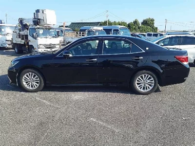 Статистика аукционов Toyota Crown