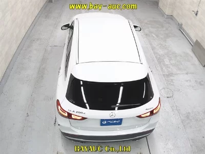 MERCEDES BENZ GLA