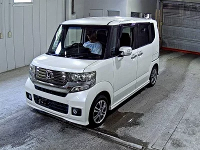 Honda N BOX CUSTOM