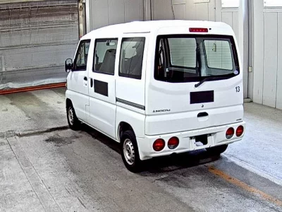 Mitsubishi Minicab