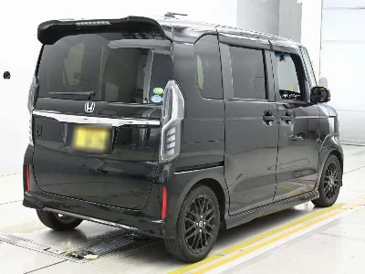 HONDA N BOX CUSTOM