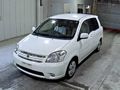 Toyota Raum