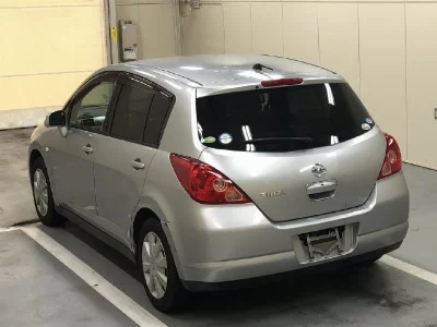Nissan Tiida