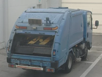 Isuzu ELF