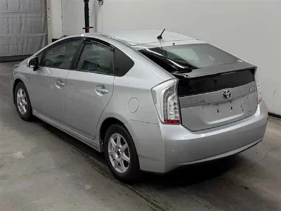 Toyota Prius PHV