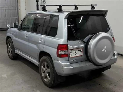 Mitsubishi Pajero iO